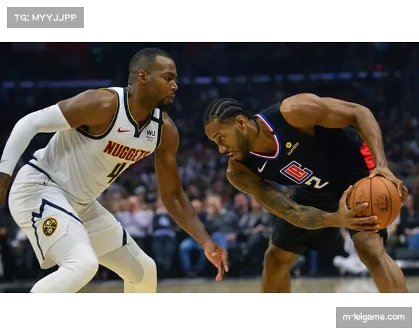 利兹联6分钟闪击破门,田中碧世界波扩大优势 利兹联6分钟闪击破门,田中碧世界波扩大优势